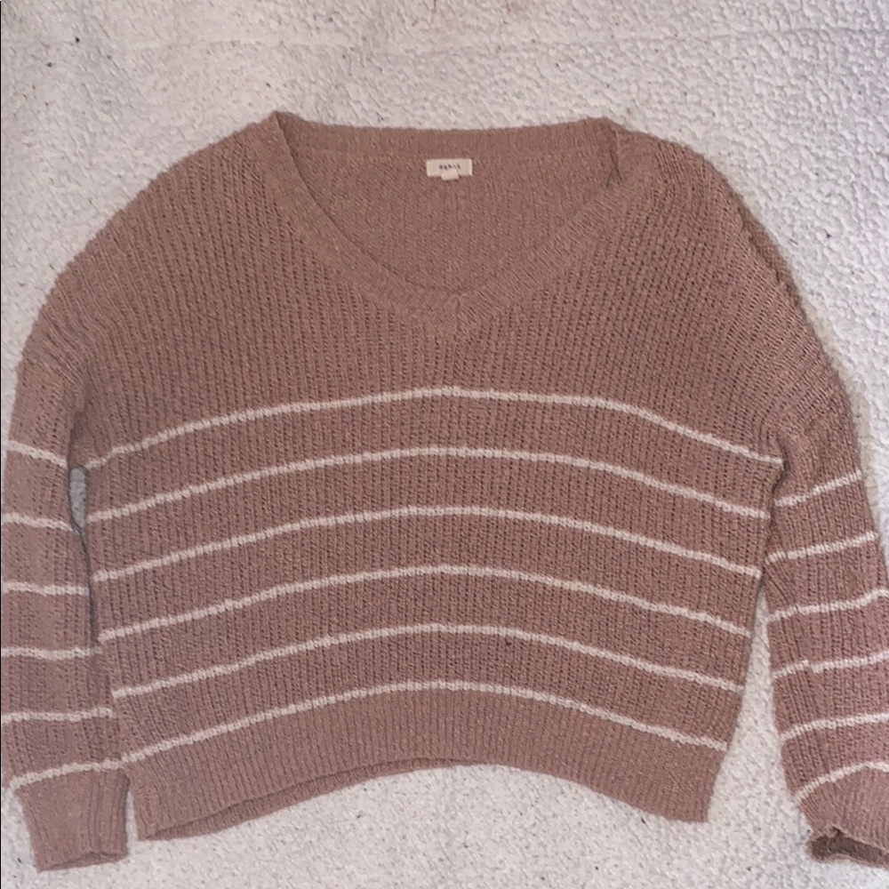 Debut Brown and White Crop Top with V-Neck and Relaxed Fit